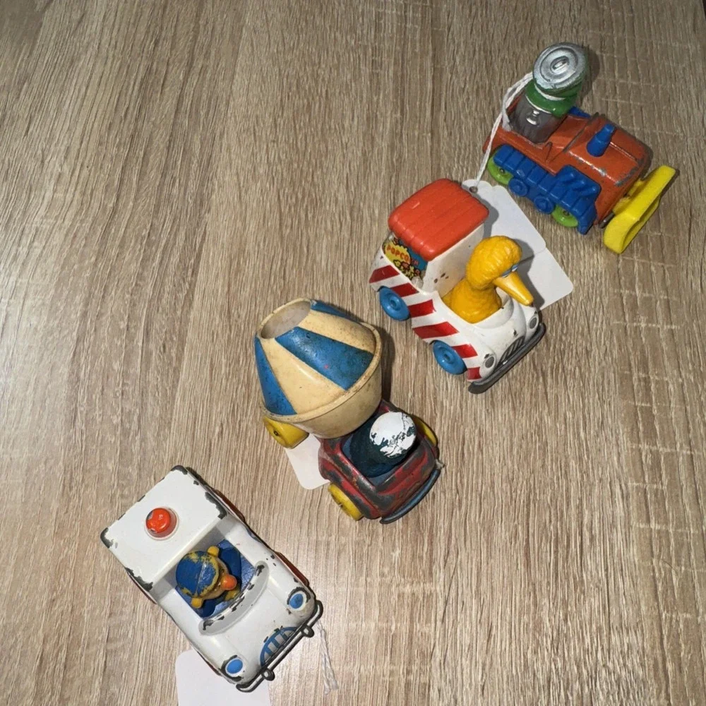 VTG Sesame Street Toy Lot 4 Oscar Grouch Cookie Monster Big Bird Ernie Playskool